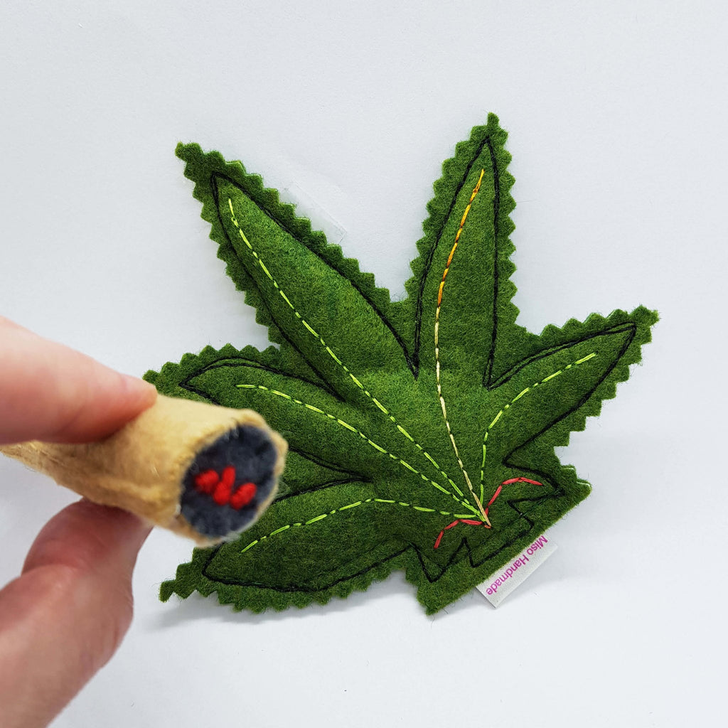 Organic Catnip Toys - Felt Leaf & Fatty Joint - Miso Handmade